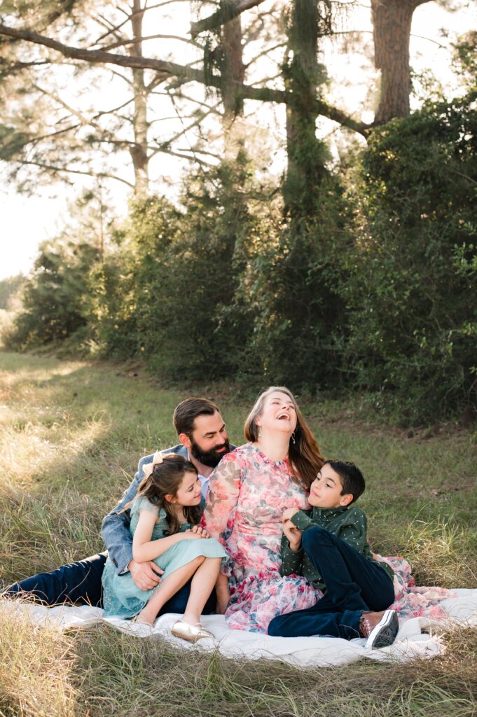 Cypress TX outdoor photos for a family of 4