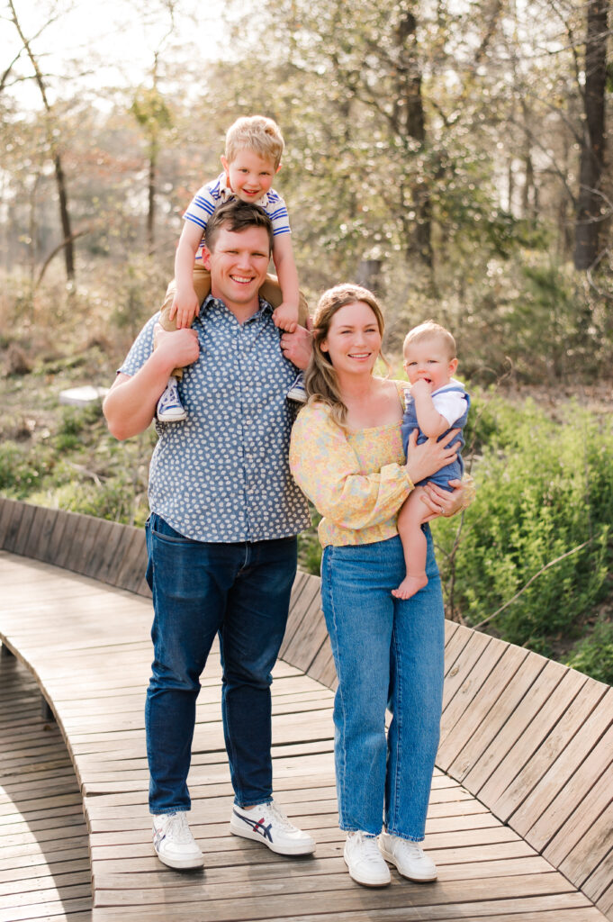 Bridgeland Community family photo shoot 