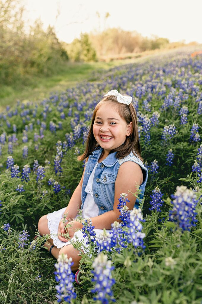 what to wear to a bluebonnet family session by Cypress, TX family photographer Mel B Photo