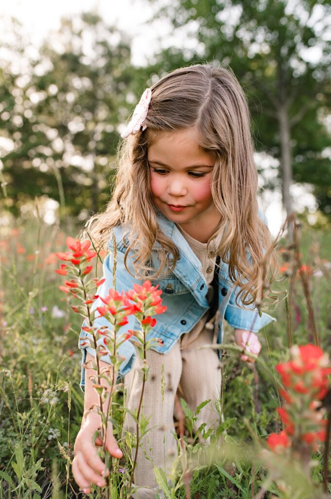 A young girl is pictured during family portraits houston tx